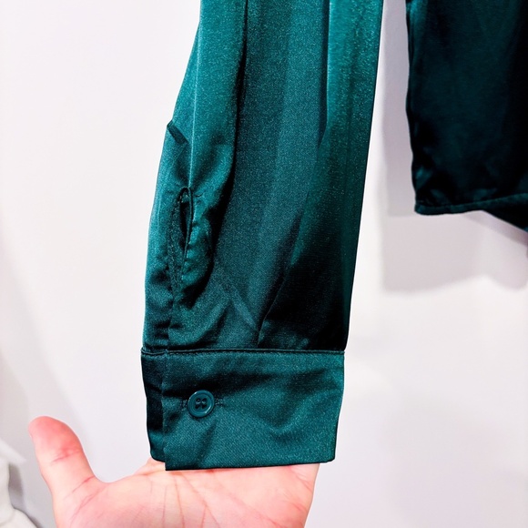 SHEIN Forest green silky shirt - Picture 5 of 8